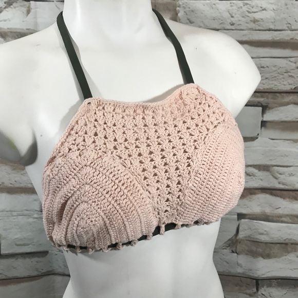 Xhilaration Other - Xhilaration bikini top size M knit